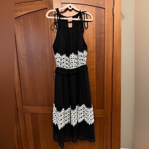 Elegant Black and White Lace Dress - Boutique - size Small